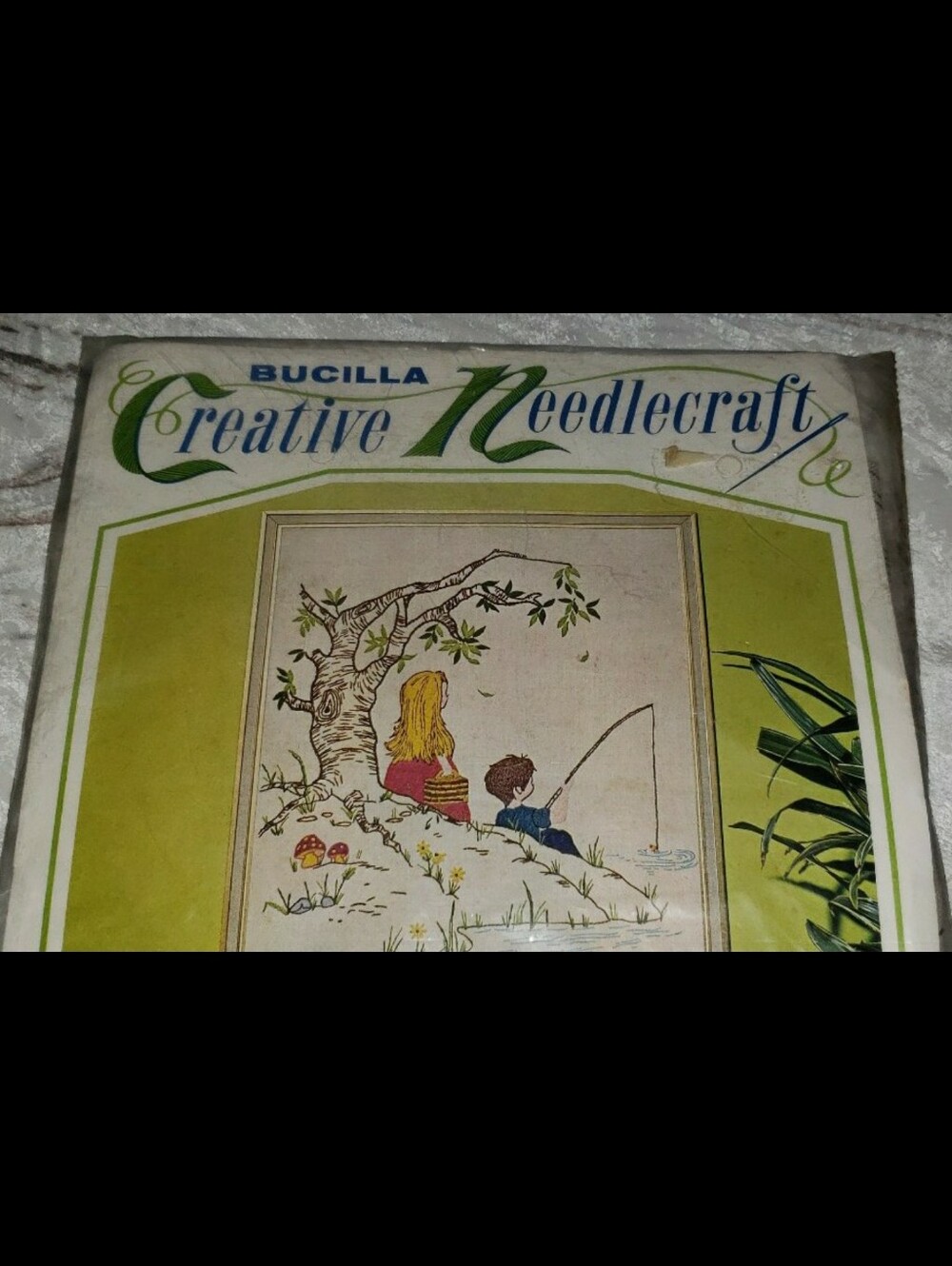MCM Bucilla Creative Needlecraft California "Togetherness"" Crewel Kit